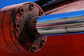 Cylinder rebuild at Santoo workshop